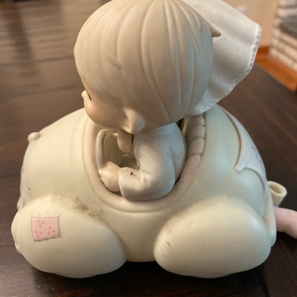 Precious Moments - Wishing You Roads Of Happiness Figurine - Picture 2 of 6